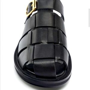 New $129 Zara Leather Fisherman Black Cage
Sandals Size 10 41 1518/910